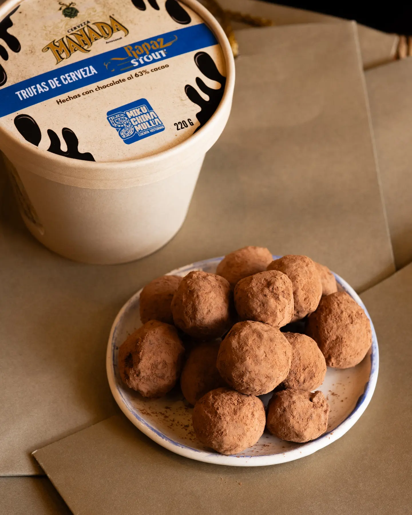Trufas de chocolate elaboradas con Rapaz Stout por Mikuchina Mulla